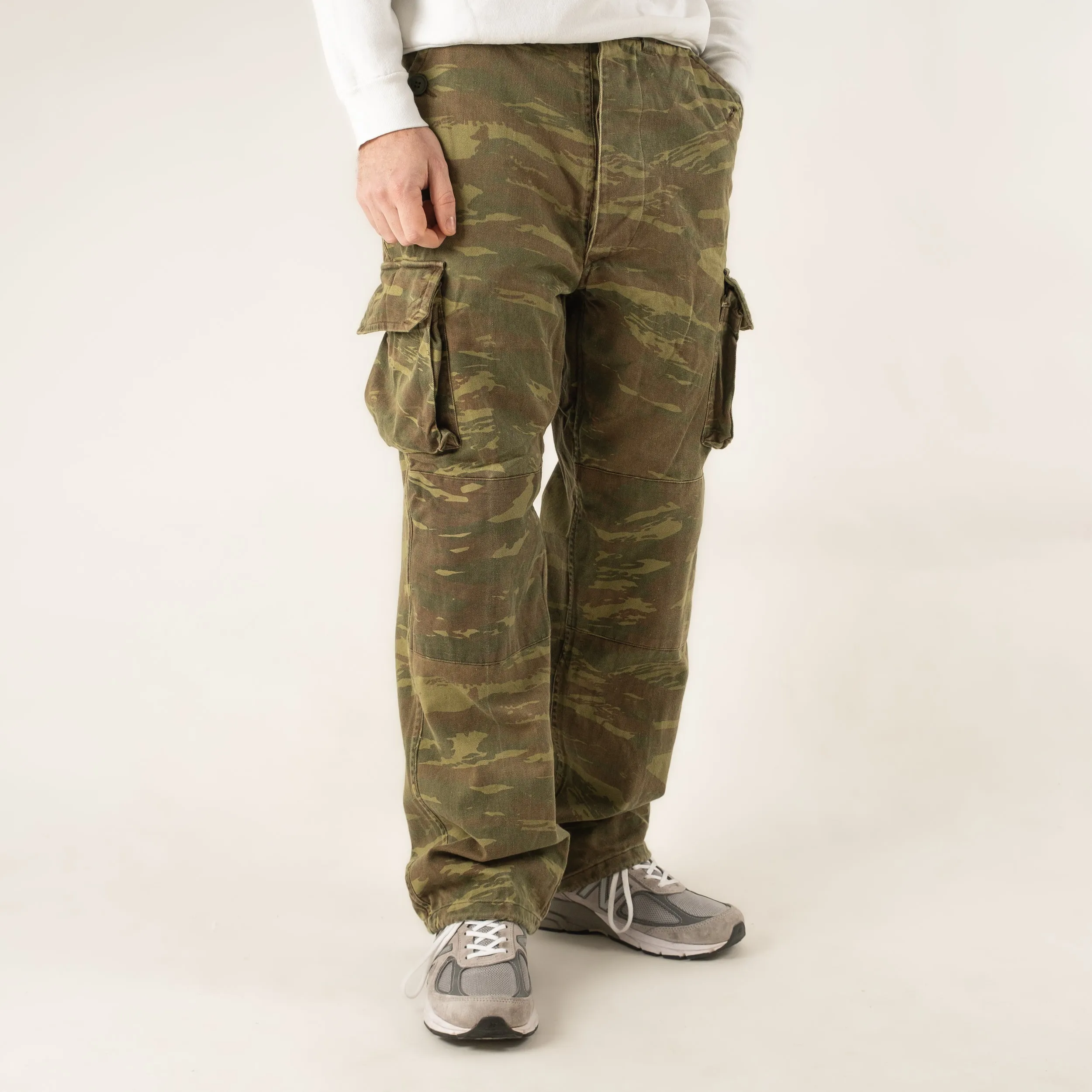 LIZARD CAMO CARGO PANTS