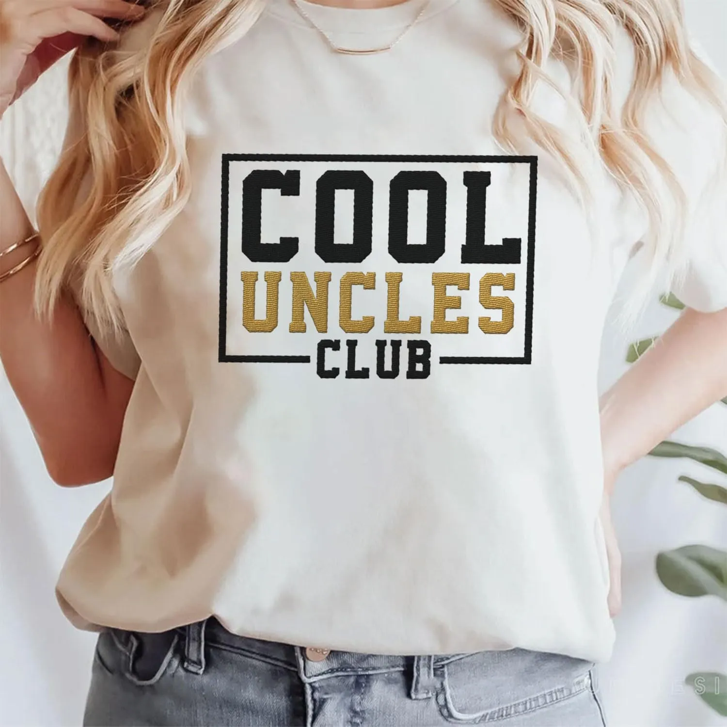 Personalized Embroidered Uncle Sweatshirt Est 2024, Cool Uncles Club Vintage Hoodie for Fathers Day