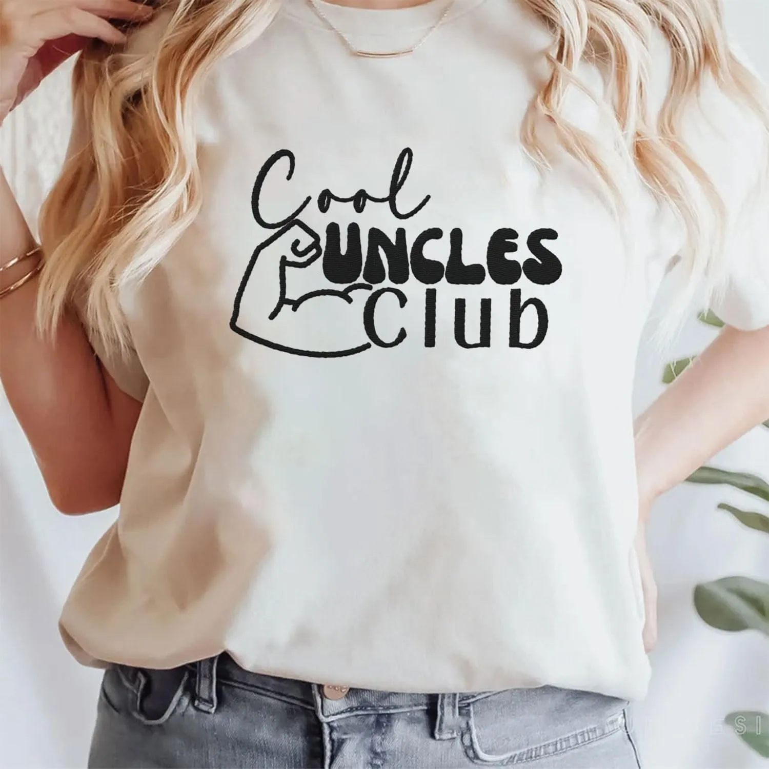 Personalized Embroidered Uncle Sweatshirt Est 2024, Cool Uncles Club Vintage Hoodie for Fathers Day